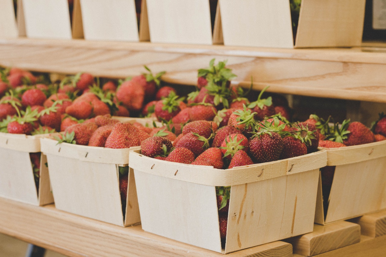 Shop YearRound at the 32nd Street Farmers Market